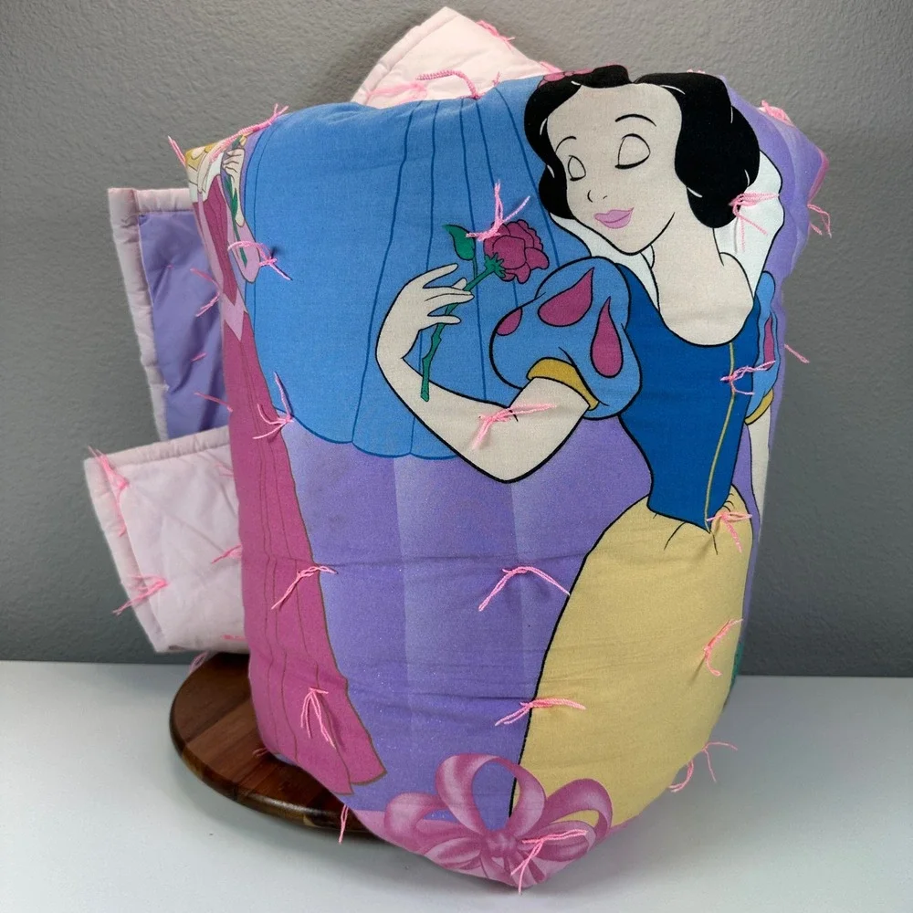VTG Disney Princess Handmade Tied Quilt Snow White Cinderella Belle Aurora Quilt